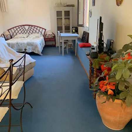 Les Indes Galantes Apartmán *