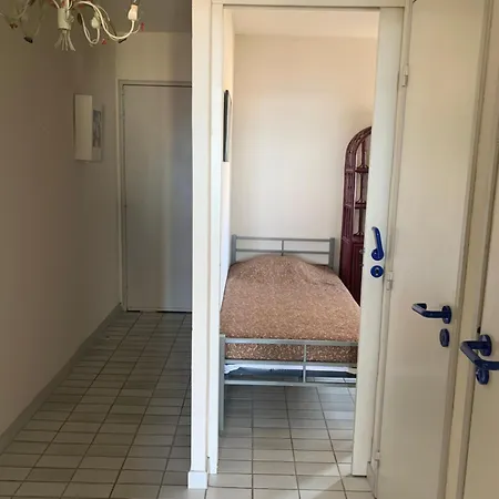 Les Indes Galantes Apartment